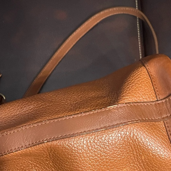 Burberry Tan Leather Shoulder Bag - Picture 9 of 10